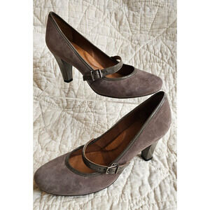 Nurture Carribou Women's Brown‎ Suede Leather Mary Jane Pumps Shoes size 9.5M